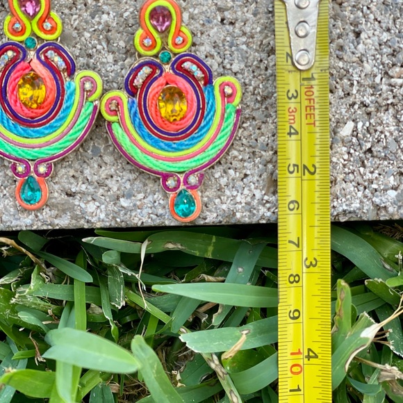 Boho Earrings Bright Festive Pierced NWOT - Picture 3 of 6